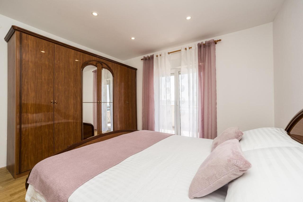 Apartmani Tomeri 스타리그라드 파클레니차 외부 사진